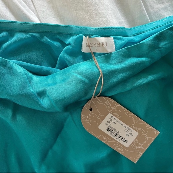 Meshki Blue Satin Dress NWT 🦋 - Picture 3 of 3